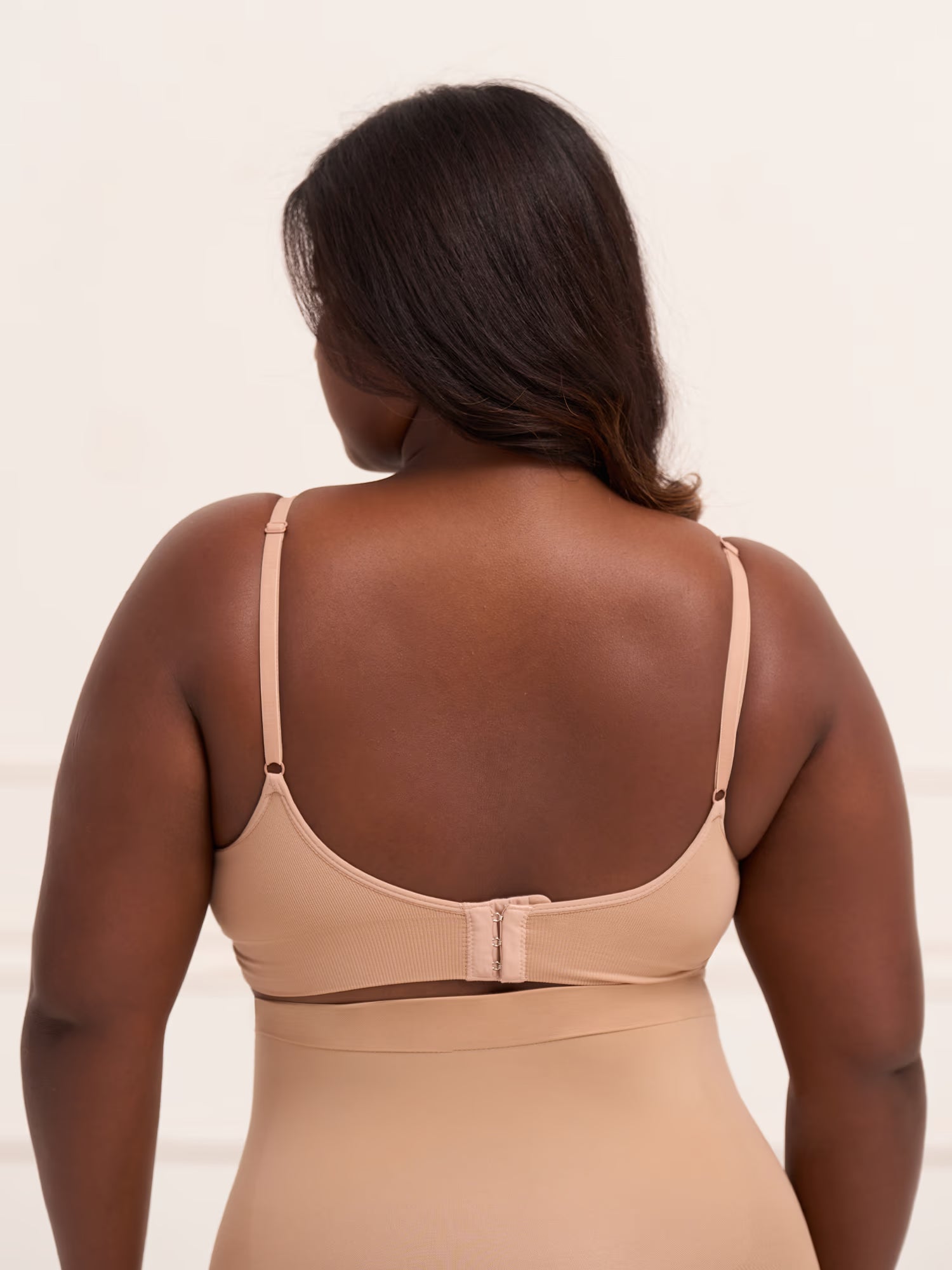 All Day Push Up Bra - Lightly Padded Full Coverage Wireless Bra with Adjustable Straps