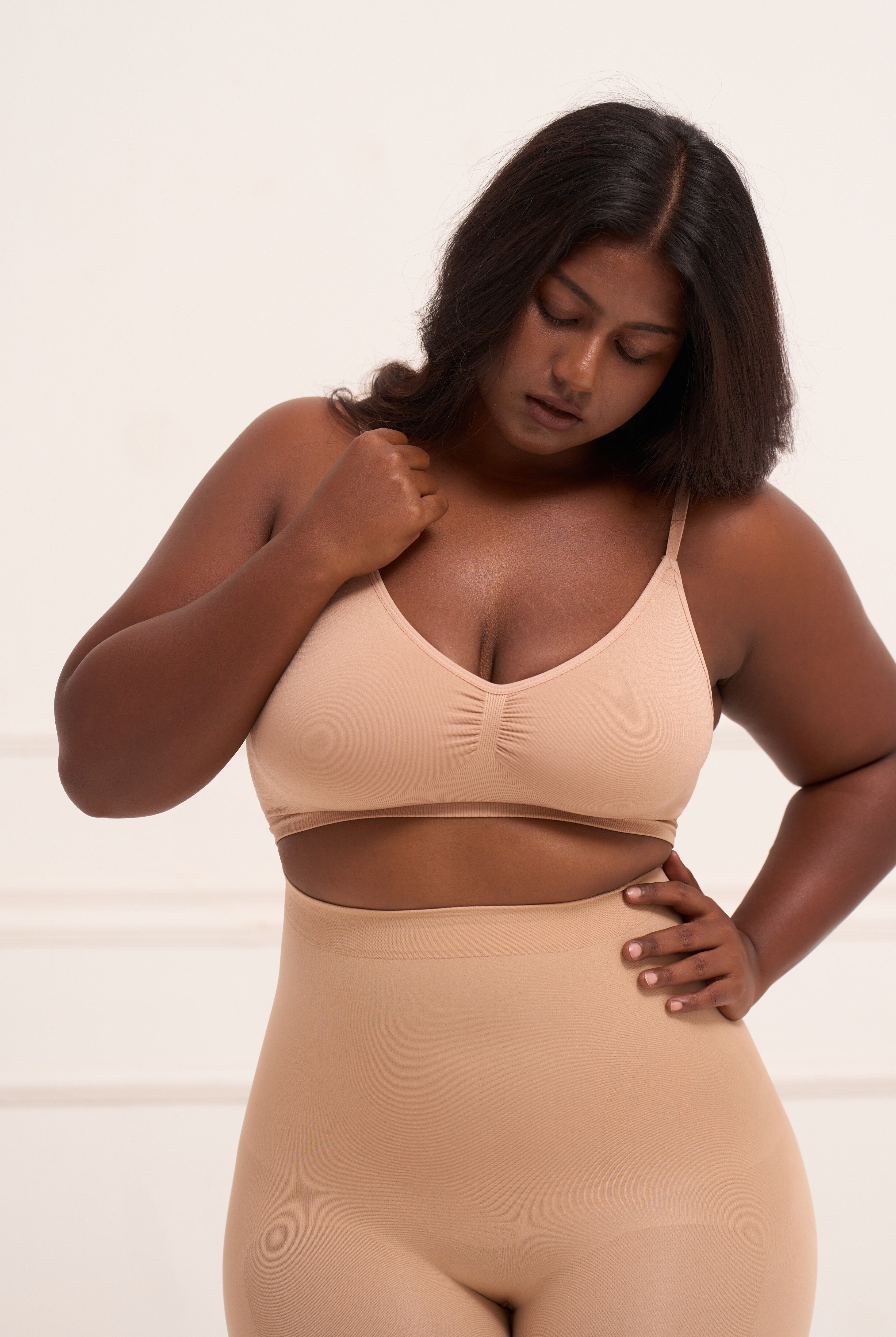 Mid Waist Butt Lifting Shorts Shorts UNDERNEAT Beige XS-S