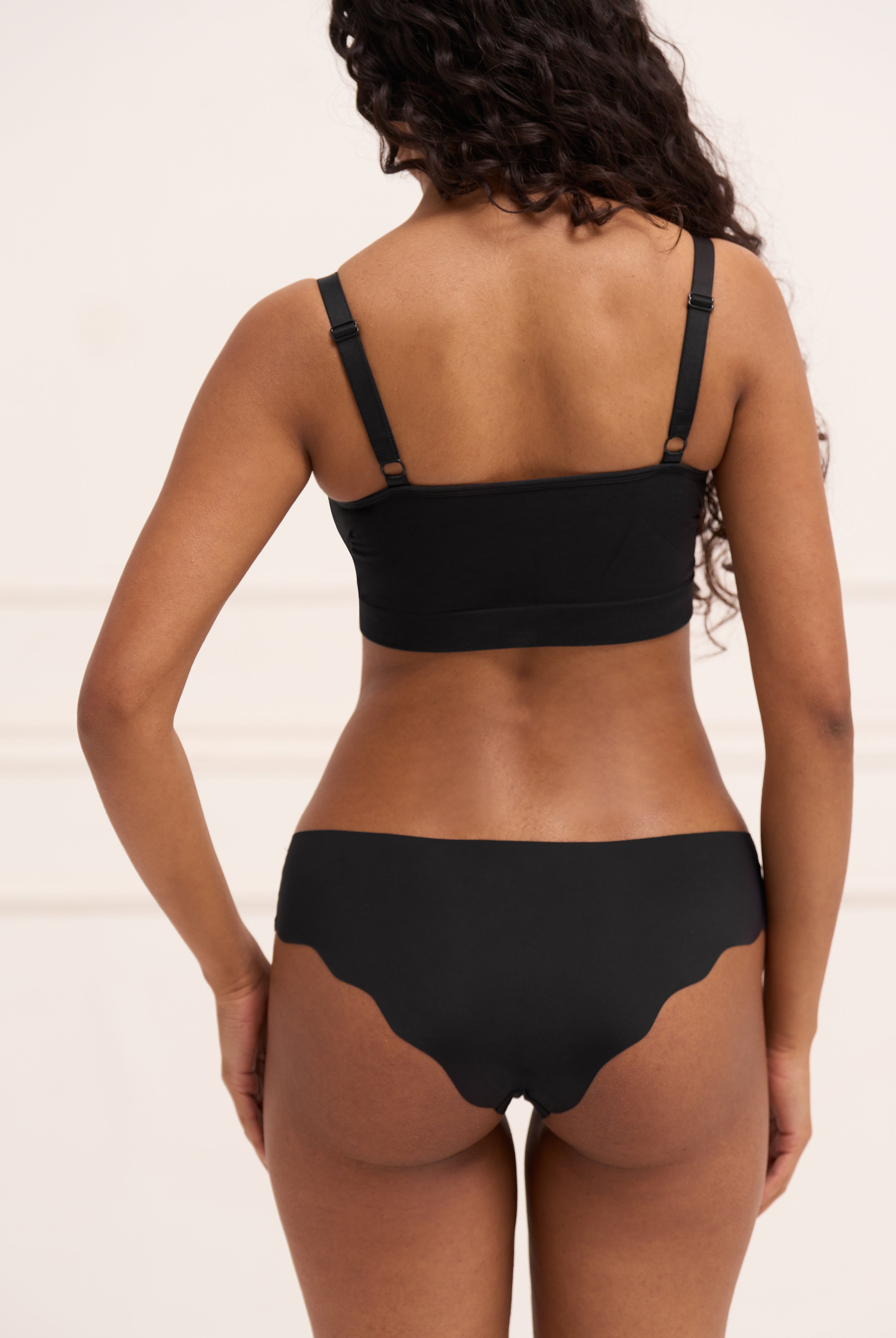 Seamless Contour Brief Underwear UNDERNEAT