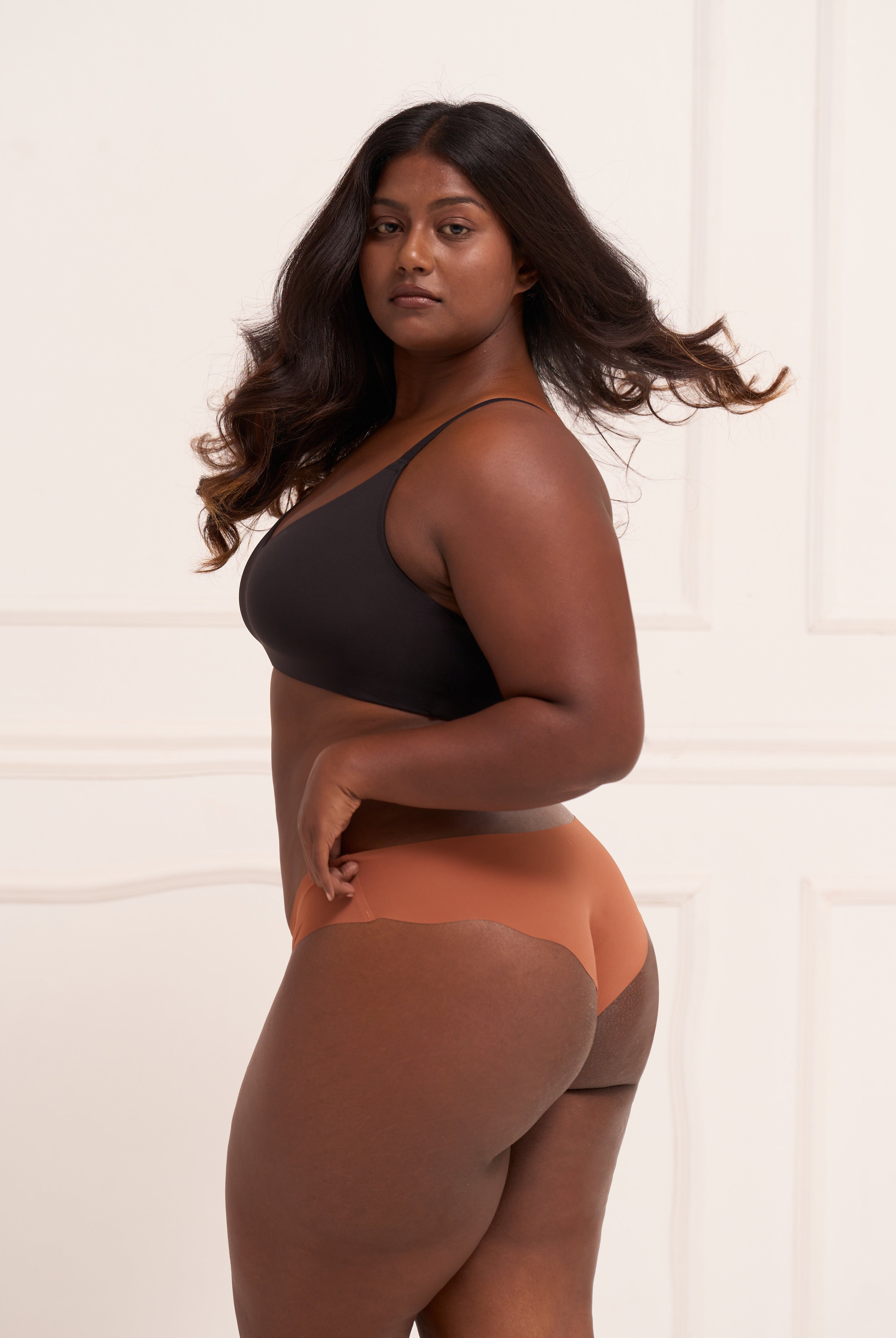 Crossover Bralette Bra UNDERNEAT