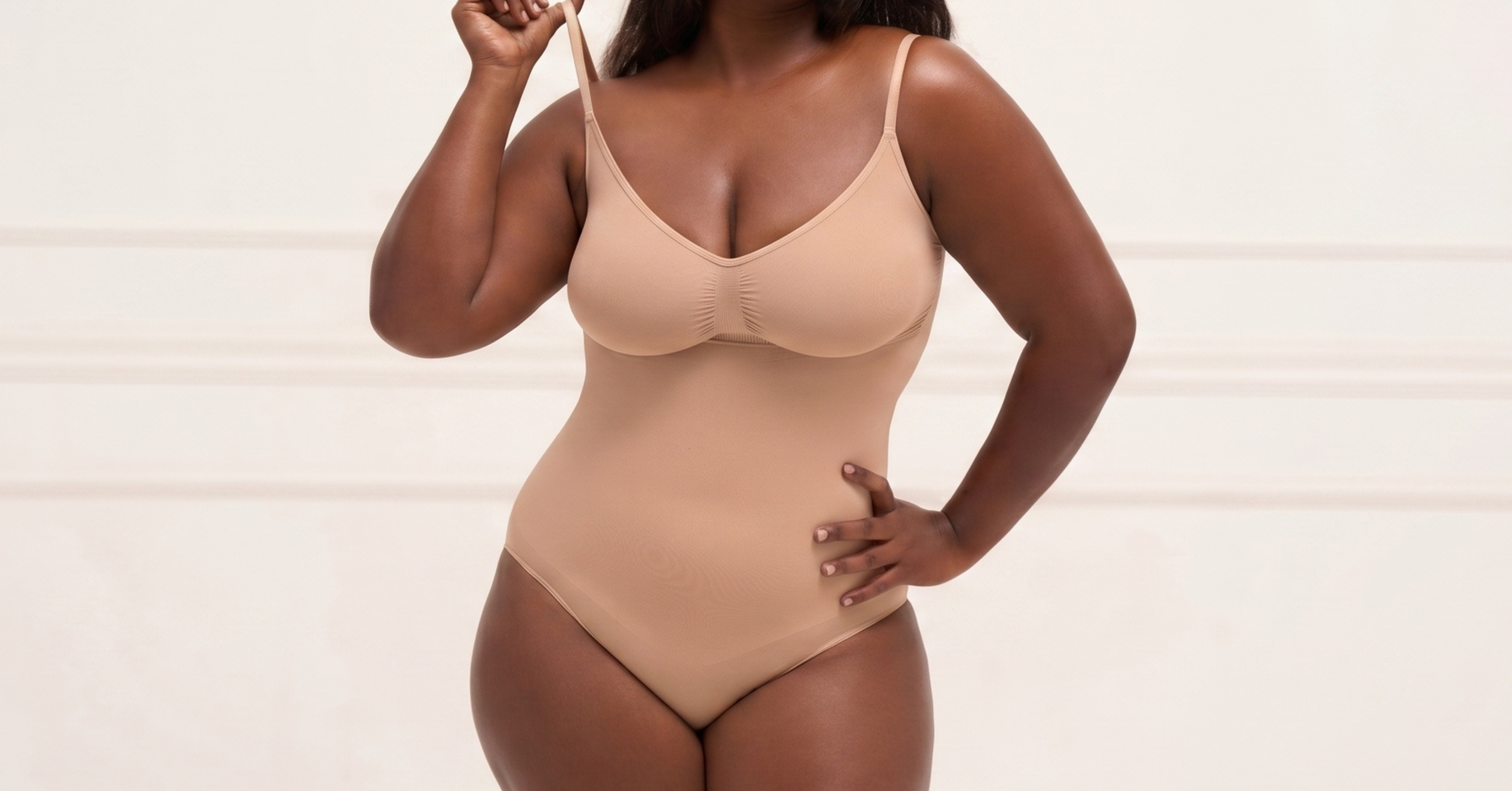 Hourglass Figure Body Shape: What It Means, How to Measure It & What to Wear