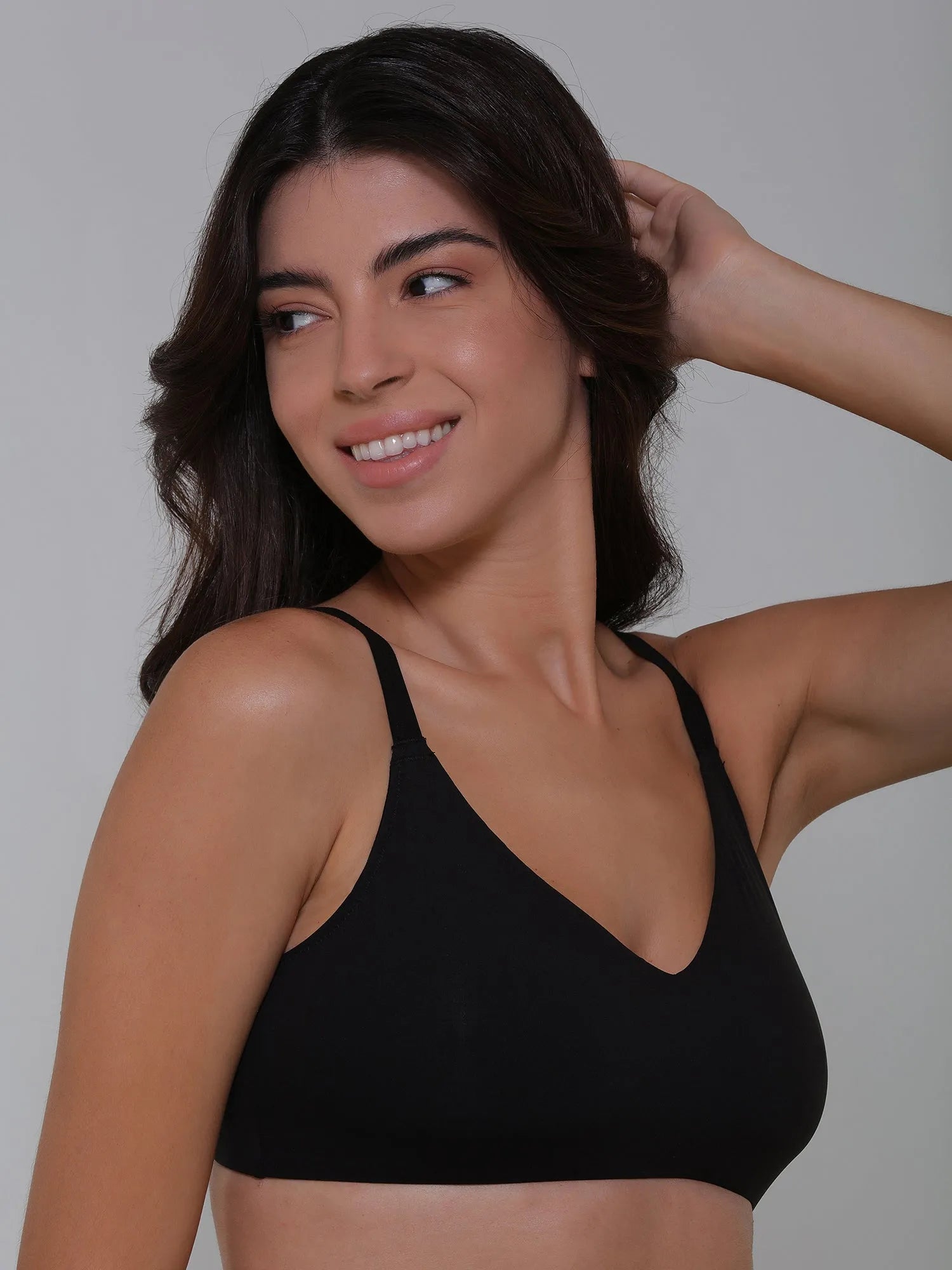CROSSOVER BRALETTE BLACK