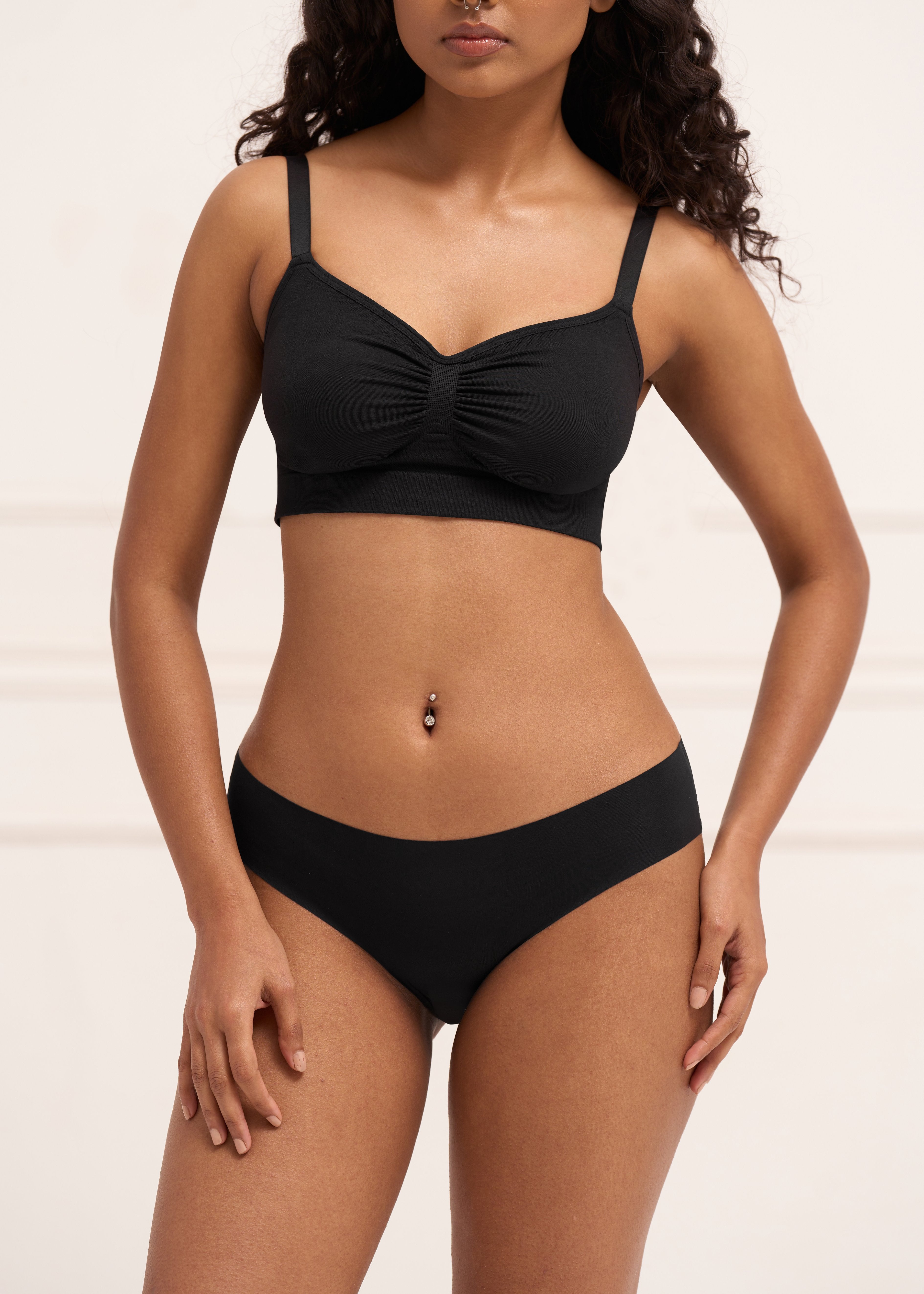 Seamless Contour Brief Underwear UNDERNEAT Black S